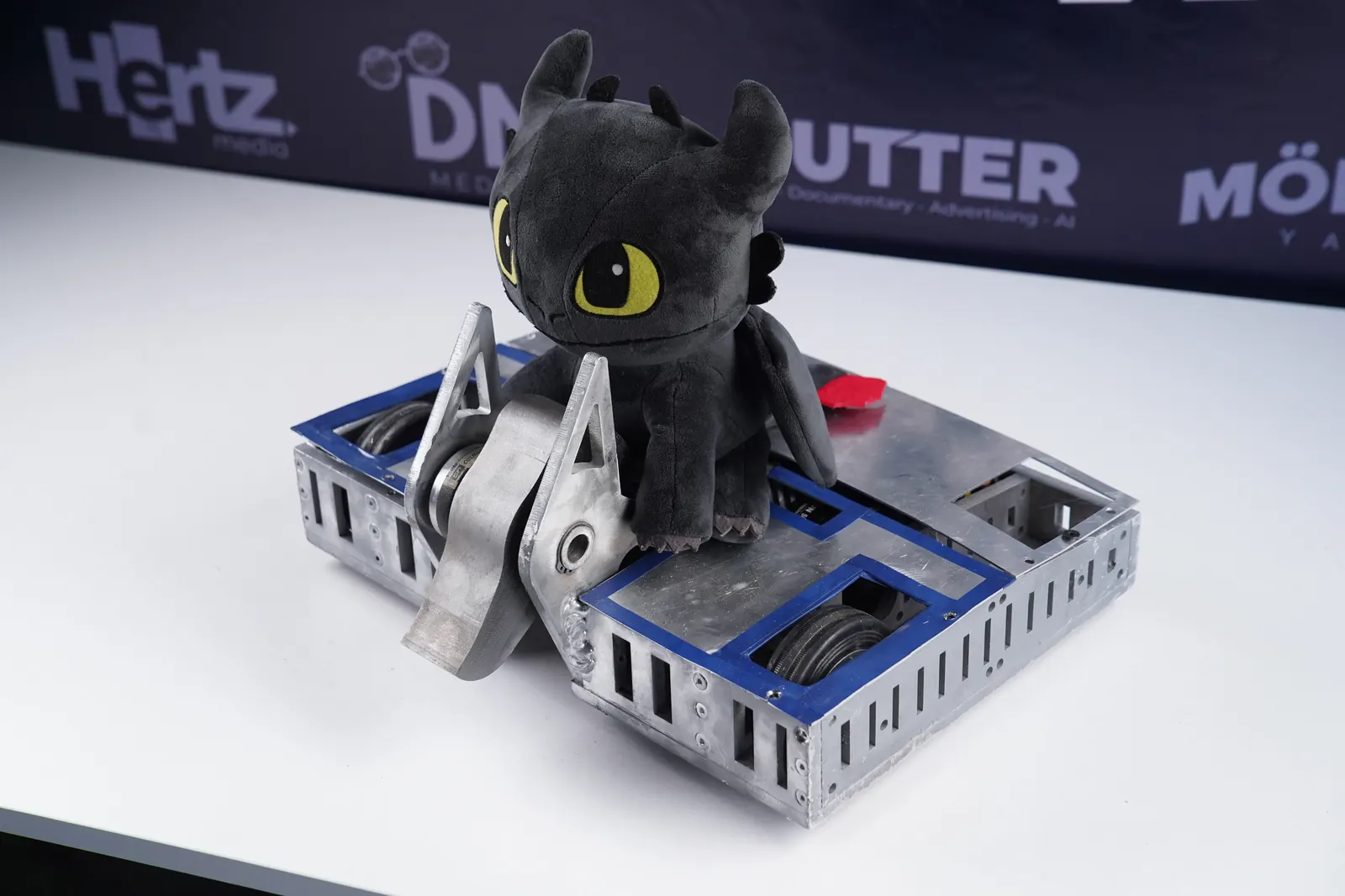 Night Fury takımının savaş robotu